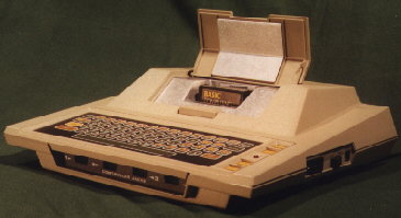 Grafika:atari400-open.jpg